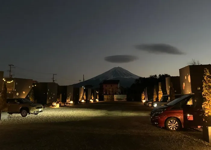 Vacation home: Mt Fuji Glamping Tourist Villa Kawaguchiko