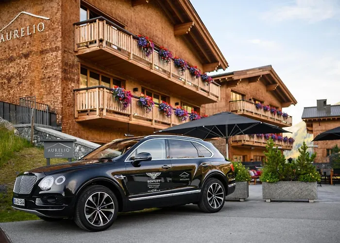5 Sterne Hotels Aurelio Club / Chalet / Villa