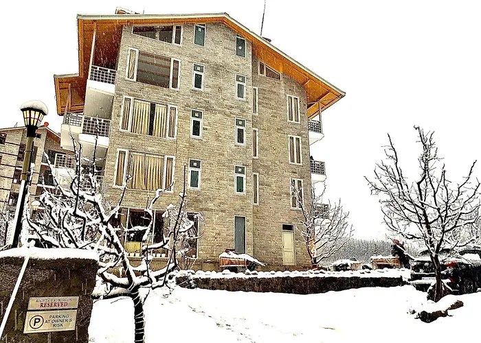 La Aero Resort Home In Snow Mountains