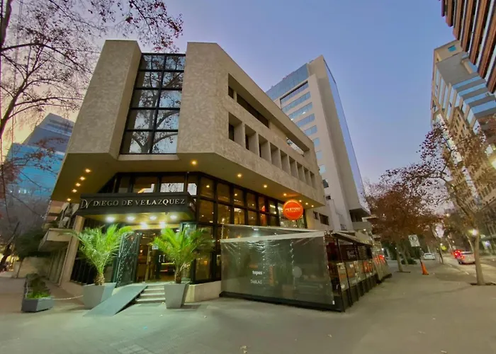 Hotel 3 estrelas: Hotel Diego De Velazquez