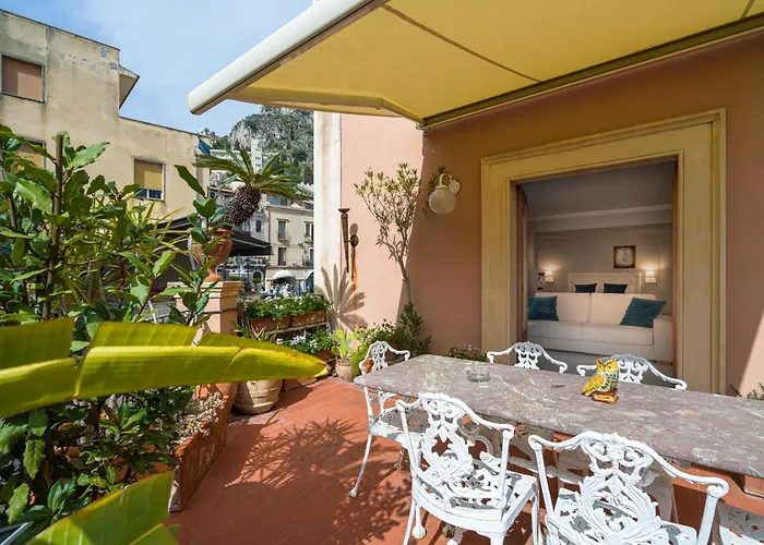 Al Duomo Rooms & Flats