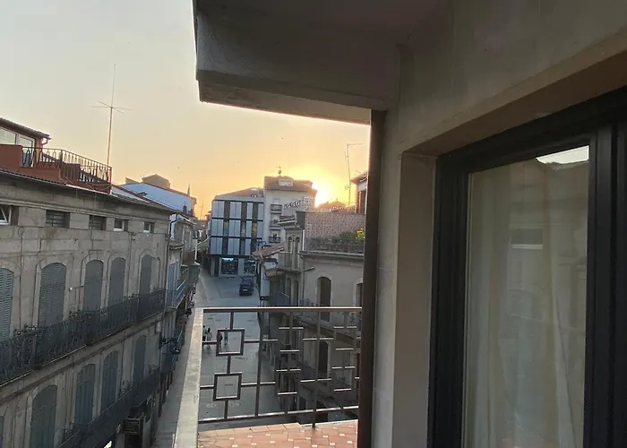 Hotel cerca del colegio: Apartamentos BEJAR - DUCAL