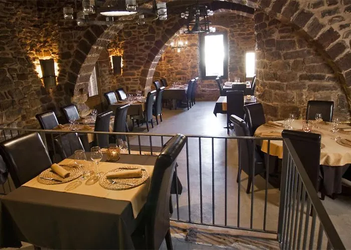 Hotel cerca del colegio: La Premsa Hotel Rural