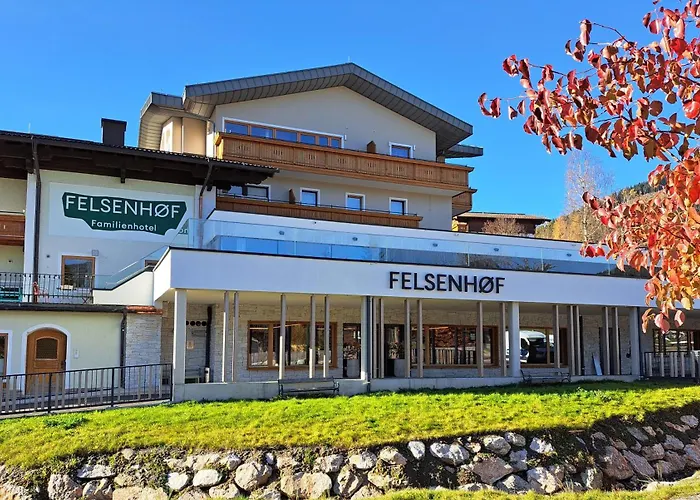Haustierfreundliches Hotel: Familienhotel Felsenhof