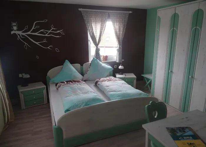 3-Sterne-Hotel: Hotel 4 Jahreszeiten mit Restaurant