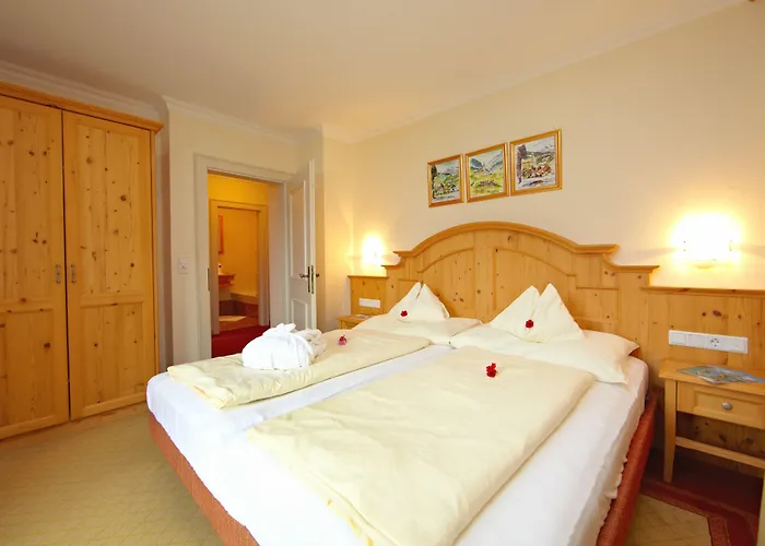 Jacuzzi-Hotel: HOTEL SONNBLICK Kaprun, Salzburg - am Kitzsteinhorn Gletscher
