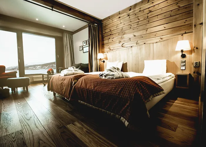 Hotel with view: Holiday Club Are