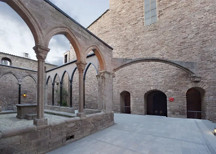 Hotel familiar: Parador De Cardona