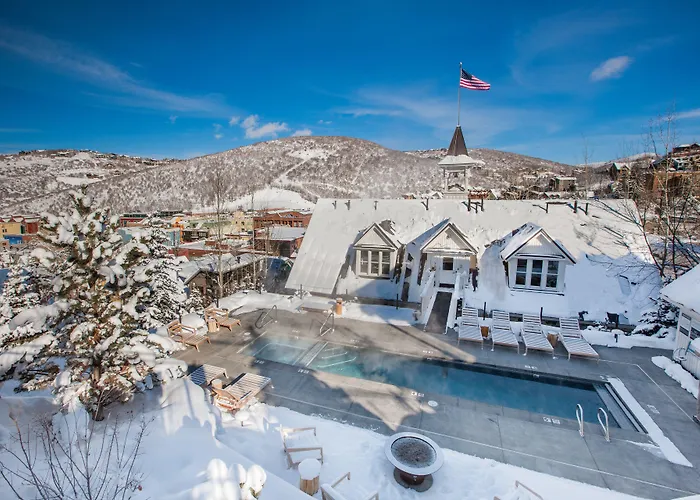 In Luxury hotels Washington School House