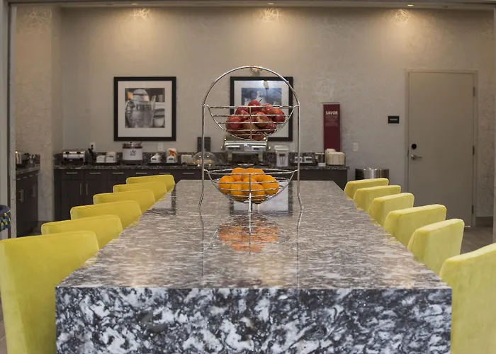 Golf hotel: Hampton Inn & Suites By Hilton Thunder Bay