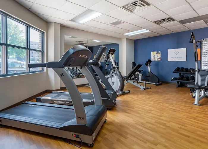 Cheap hotel: Comfort Suites Bethlehem Near Lehigh University And Lvi Airport