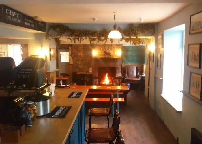 Dark Horse Pub