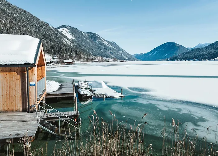 Hotel mit Aussicht: Regitnig GmbH - 4 Sterne Hotel und Chalets