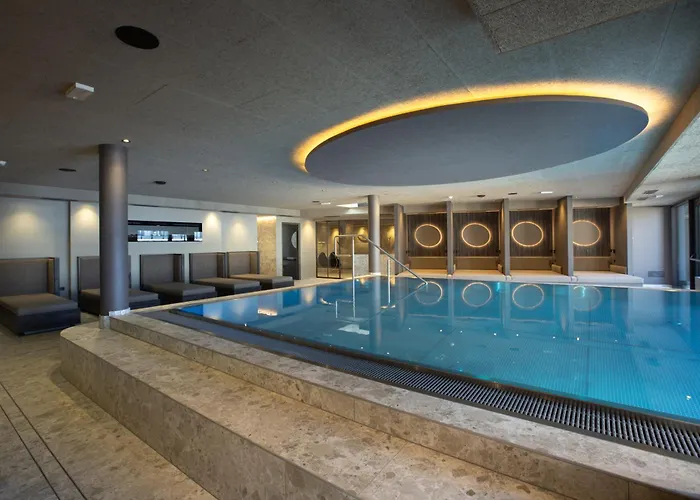  Tyrolian Apartments - By Familiaris - Pools 500 Meters