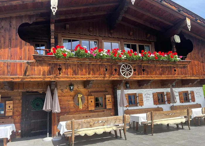 Villa: Chalet Bischoferalm