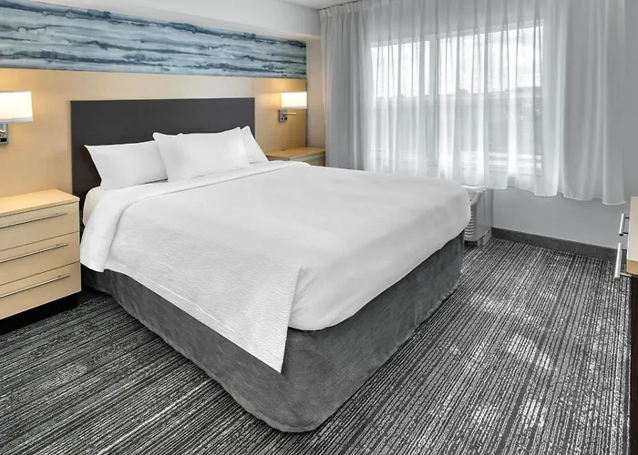 3 star hotels Towneplace Suites By Marriott Sudbury