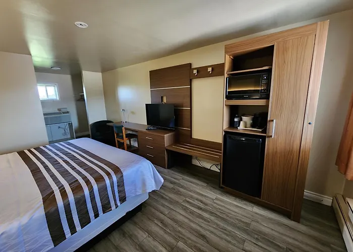 All Motels Knights Inn Lindsay