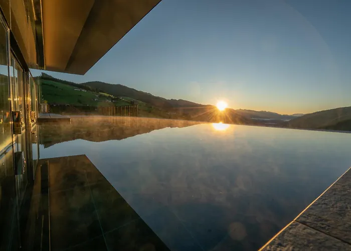 Hotel Purvita - Ski In Ski Out - Infinity Pool