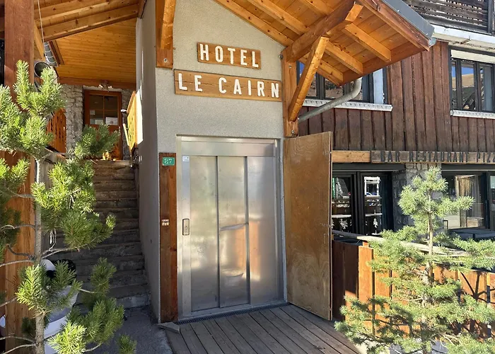 Le Cairn