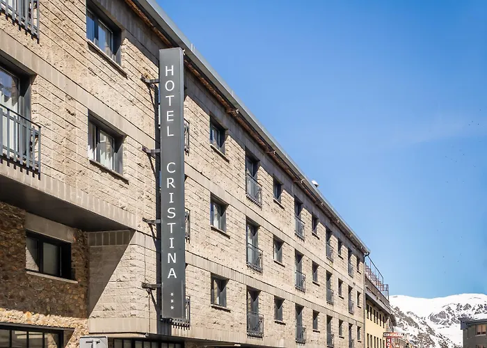 3 star hotels Cristina