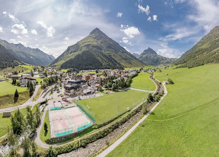 Alpenresort Fluchthorn