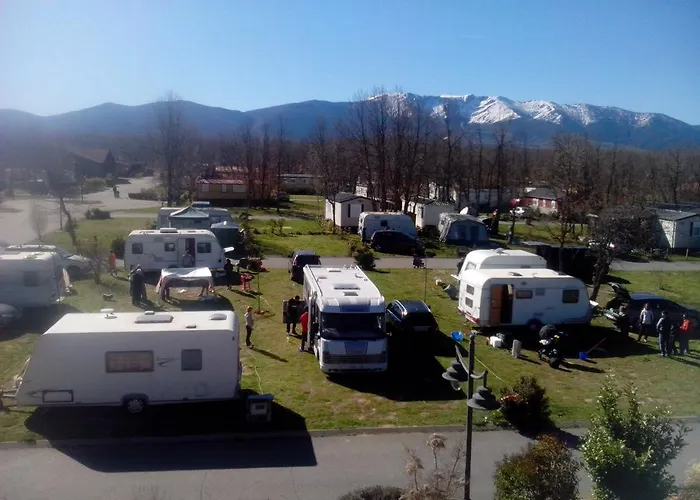 Hotel cerca del colegio: Camping Riaza