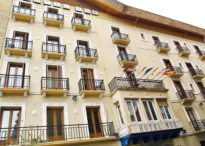 Hoteles con Jacuzzi Mur