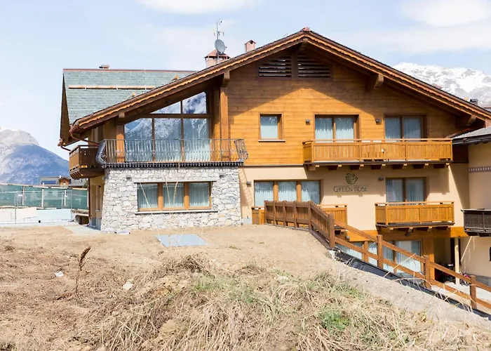 Golf hotel: Green Rose