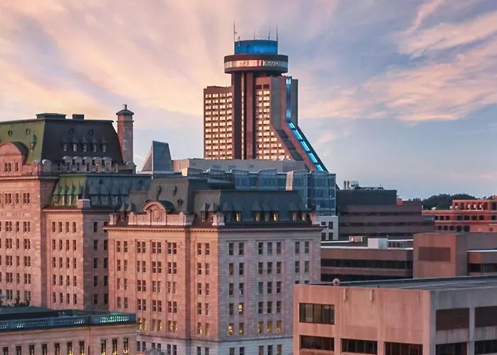 Motel: Hôtel Le Concorde Québec